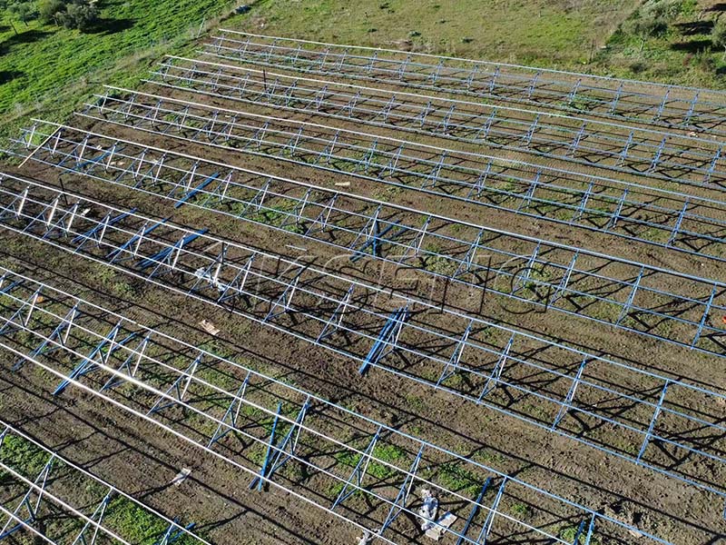 【2025年12月】意大利-2MW地面锌铝镁支架案例