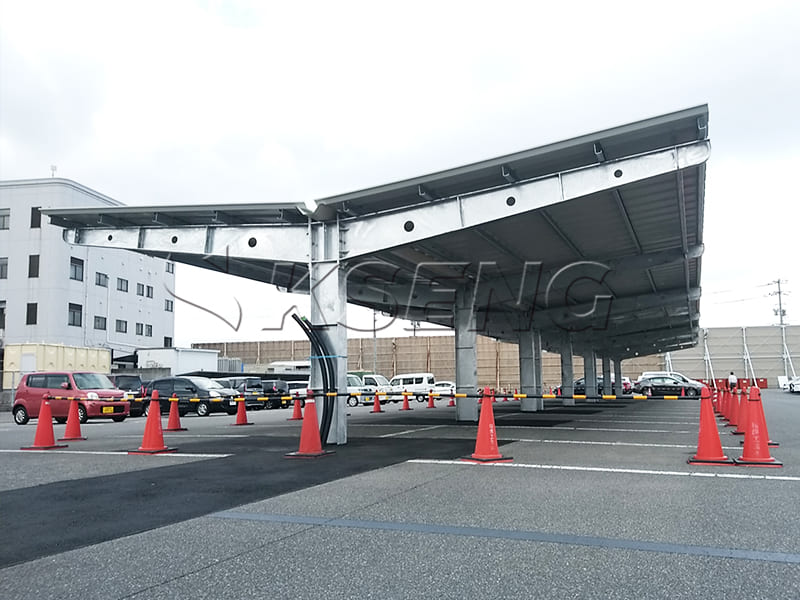 日本广岛单立柱碳钢车棚光伏支架130KW